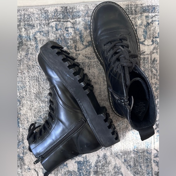 <H&M> Girls Combat boot 🥾 size 4 youth - Picture 6 of 8